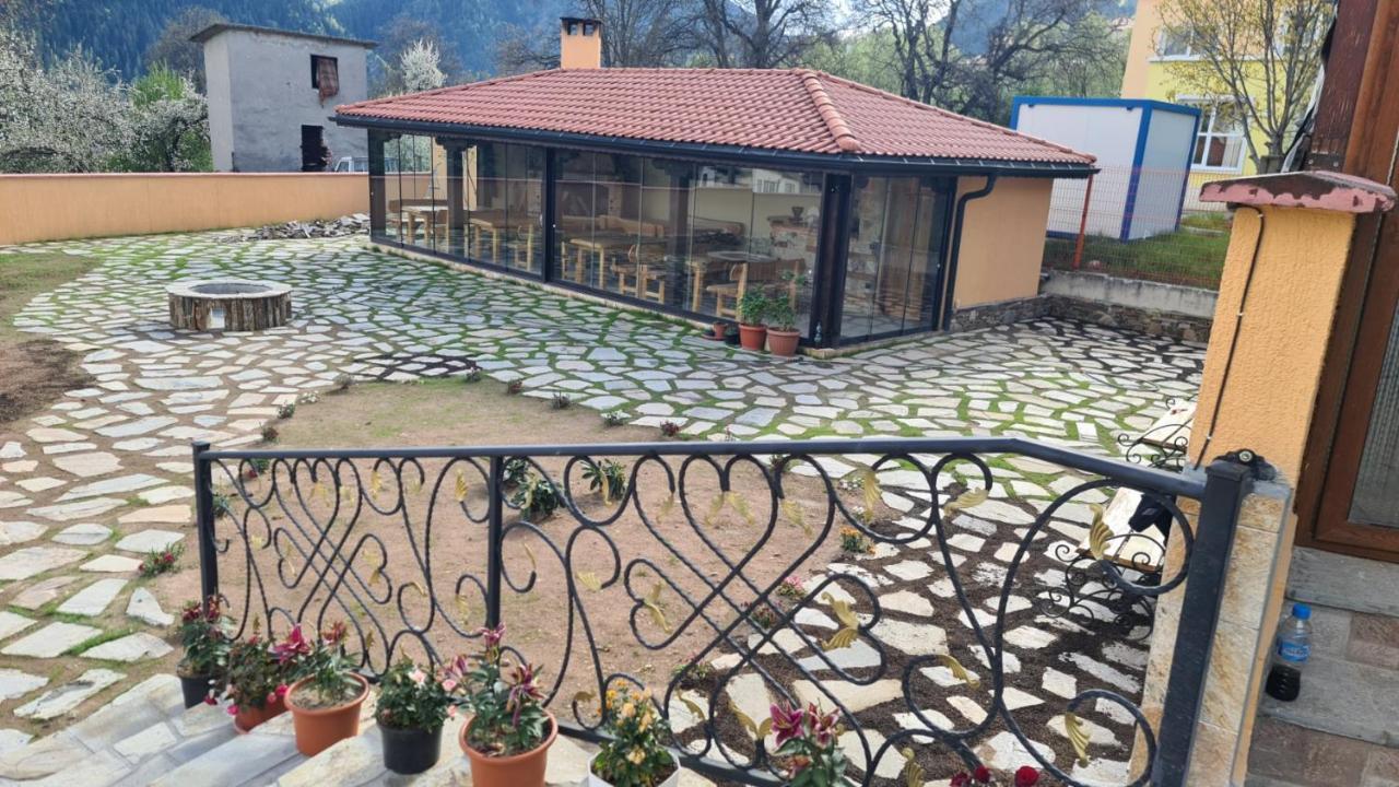 Guesthouse Nefertiti Smolan Zewnętrze zdjęcie